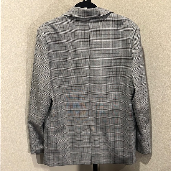 Steve Madden Gray Plaid Blazer - Picture 3 of 3